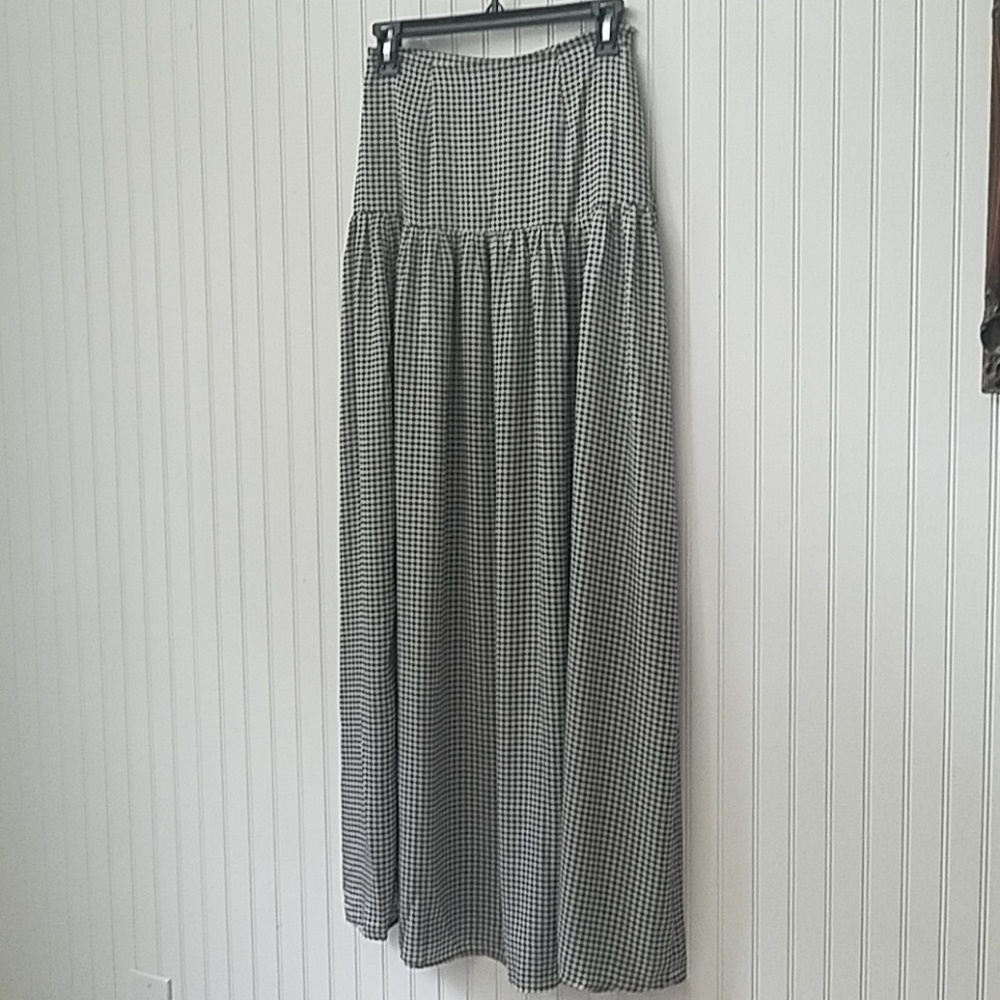 black and white skirt